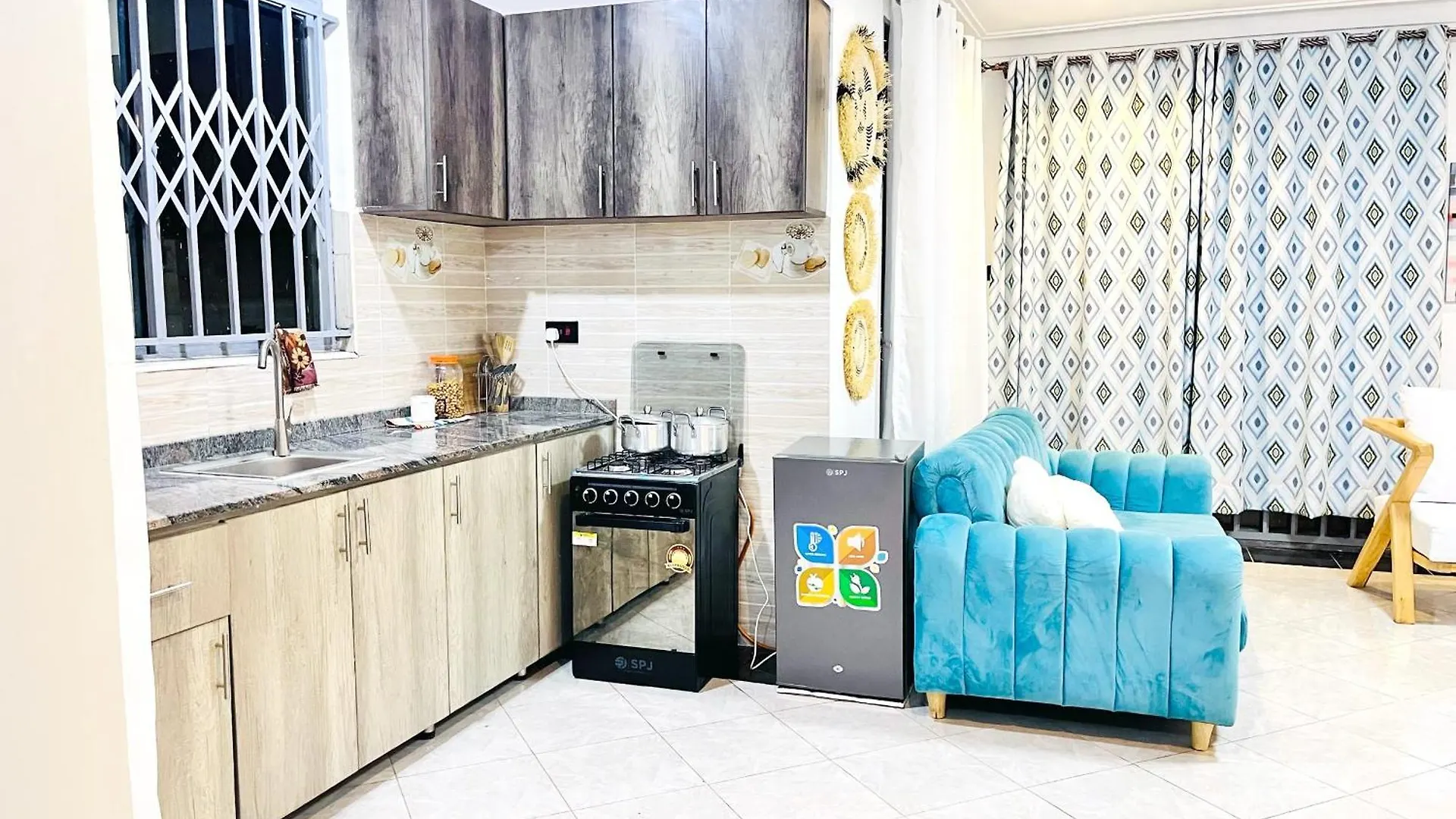 Apartment Unit - White Lilly Kampala 0*,  Uganda